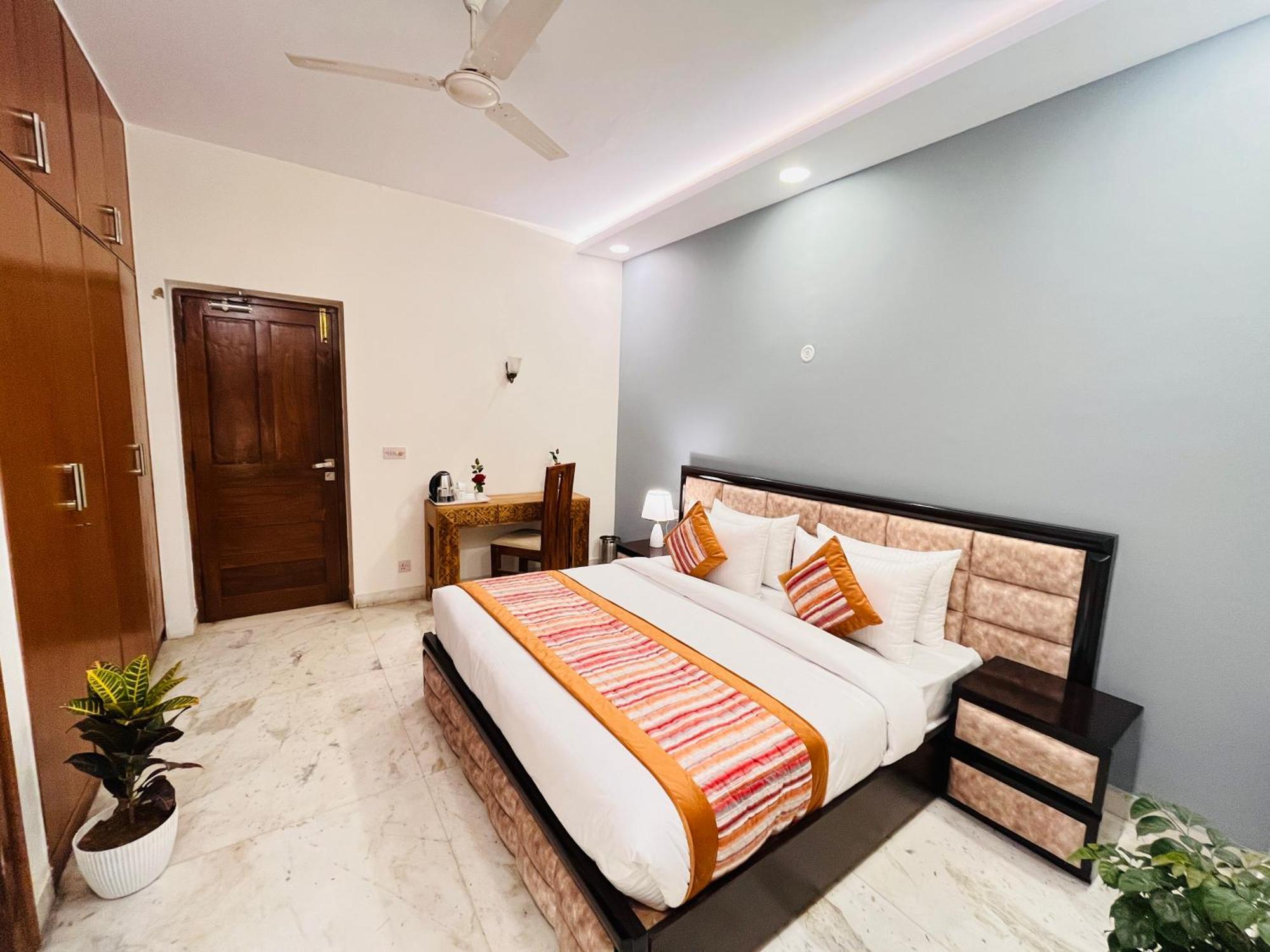 Hotel Grove Residency Hauz Khas New Delhi Couple Friendly Extérieur photo