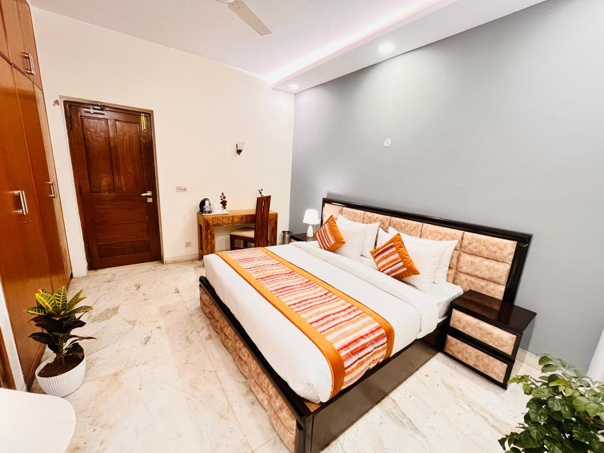 Hotel Grove Residency Hauz Khas New Delhi Couple Friendly Extérieur photo