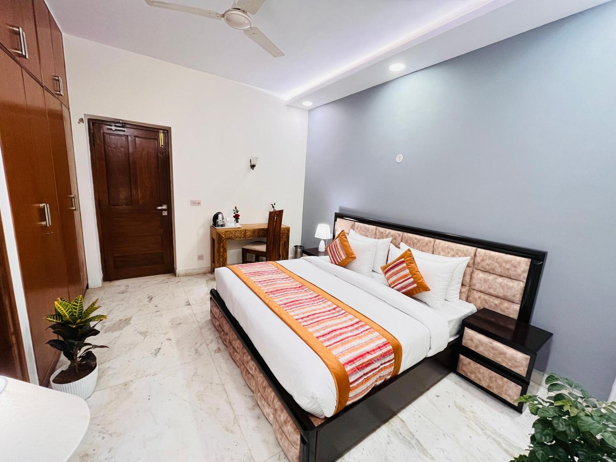 Hotel Grove Residency Hauz Khas New Delhi Couple Friendly Extérieur photo