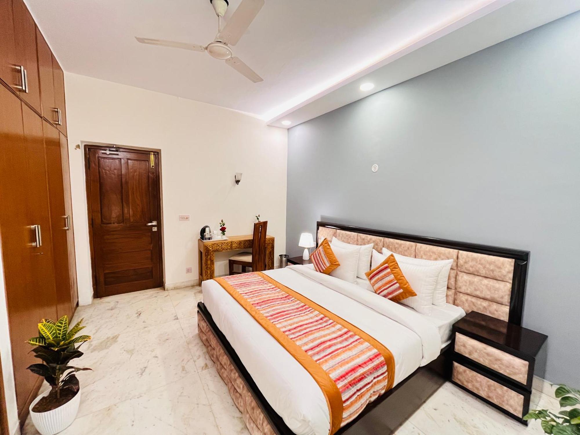 Hotel Grove Residency Hauz Khas New Delhi Couple Friendly Extérieur photo